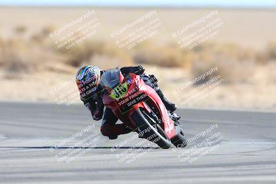 media/Jan-10-2025-CVMA Friday Practice (Fri) [[489e0da257]]/Group 4 and Trackday/Session 4 (Turn 16)/